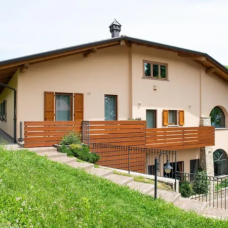 Al-colle Bed and Breakfast Sotto il Monte