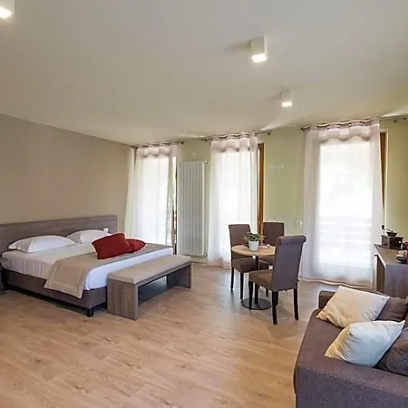 Bed and breakfast Al-colle 4*