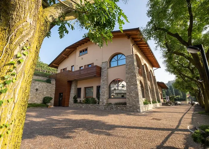 Al-colle Bed & Breakfast Sotto il Monte